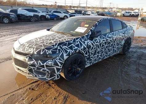 2018 Chevrolet Malibu Lt z USA, uszkodzony, nr VIN 1G1ZD5ST7JF253615